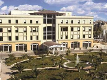 Dall'emergenza al sogno, matrimonio in Terapia intensiva a Palermo