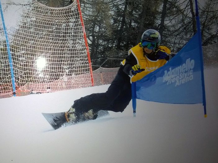 Snowboard: Devin Castello vince gigante allievi agli Assoluti Snowboard: Devin Castello vince gigante allievi agli Assoluti
