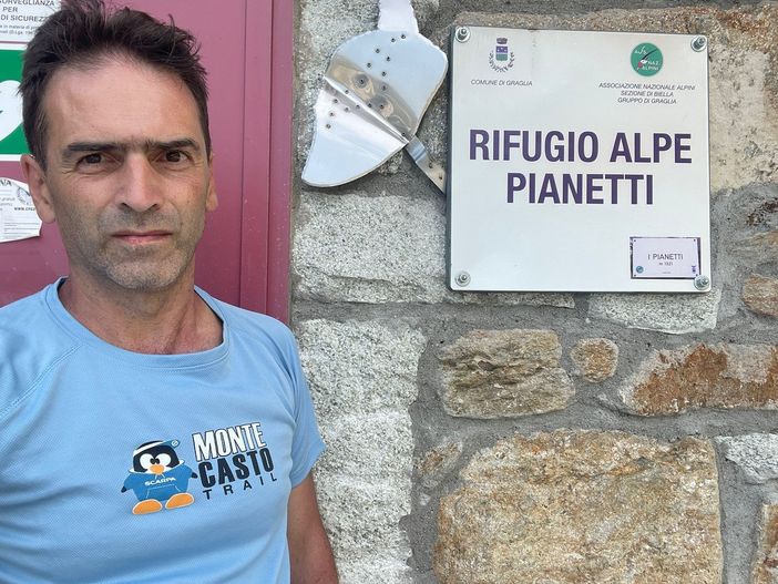Stefano Bovio completa l’impresa sui rifugi biellesi