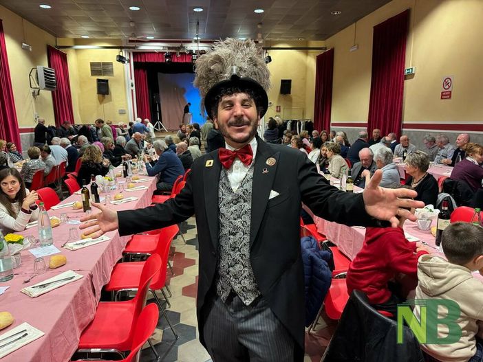 A Chiavazza è ancora carnevale con la cena spettacolo FOTO Davide Finatti per newsbiella.it