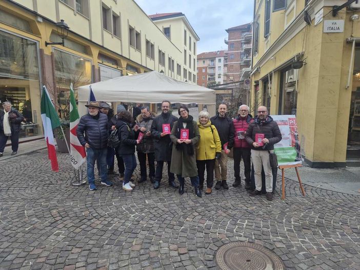 Referendum sulla giustizia, il Circolo del Pd di Biella in piazza