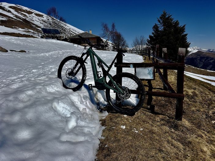 Biellese in e-bike: pedalata relax fra Burcina e Muanda Biellese in e-bike: pedalata relax fra Burcina e Muanda
