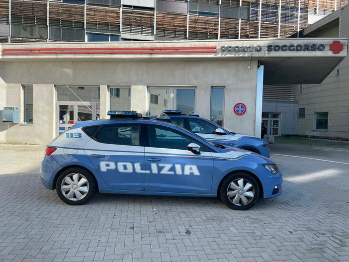 Uomo in escandescenza al Pronto Soccorso, arrivano gli agenti di Polizia (foto di repertorio)