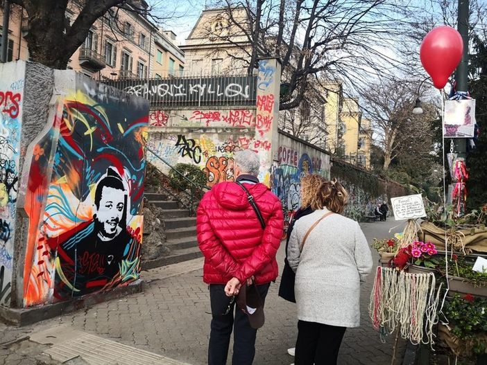 Un murales a Torino per ricordare Leo, la mamma: "Stefano amava la vita" FOTO