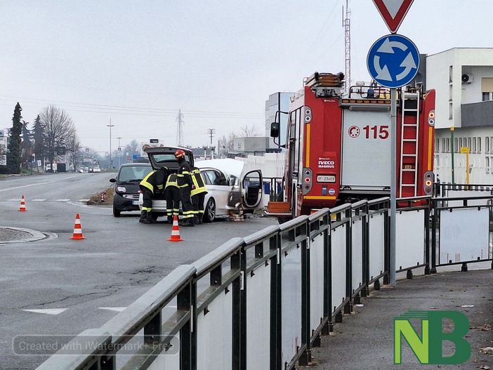 Gaglianico: Collisione tra due vetture, un ferito in Ospedale FOTO Nicola Rasolo per newsbiella.it
