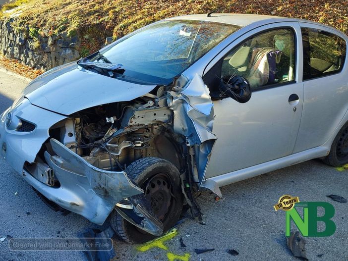 Cossila San Giovanni: auto contro autocisterna, strada chiusa, FOTO Mattia Baù per newsbiella.it Cossila San Giovanni: auto contro autocisterna, strada chiusa, FOTO Mattia Baù per newsbiella.it