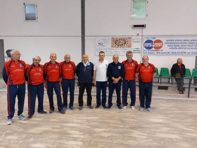 In maglia rossa i giocatori di Vallemosso Mossese - Foto Federbocce In maglia rossa i giocatori di Vallemosso Mossese - Foto Federbocce