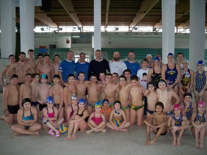 Pallanuoto - Campo estivo con la leggenda Bovo