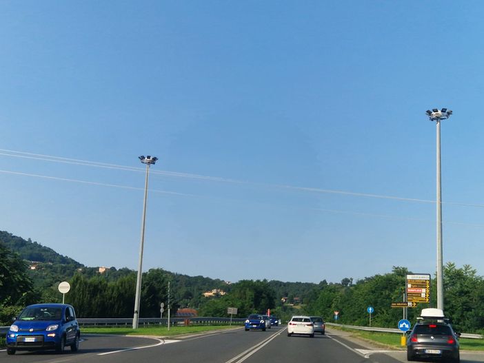 Ponte tangenziale e superstrada, torri faro spente, Anas: "Siamo cercando una soluzione" - Foto Stefania Zorio per newsbiella.it
