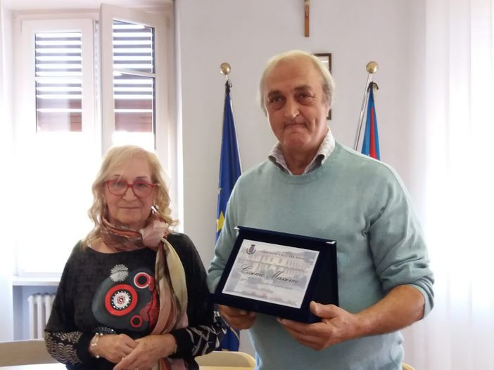 Valle San Nicolao saluta Massimo Cosimo, in pensione il cantoniere e autista dello scuolabus Valle San Nicolao saluta Massimo Cosimo, in pensione il cantoniere e autista dello scuolabus