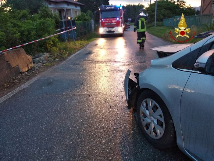 Incidente a Lessona: Schianto sul muretto della ferrovia, l'automobilista era ubriaco FOTOGALLERY