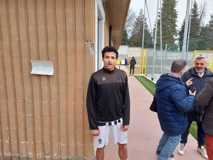 Per il bianconero Naamad doppietta nel derby - Foto Alessandro Bozzonetti