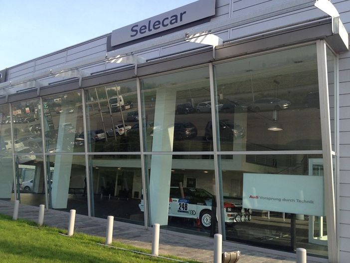 Foto pagina FB Selecar