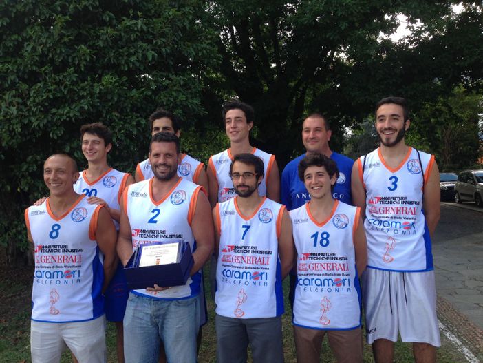 Il Teens Cossato premiato in consiglio comunale Il Teens Cossato premiato in consiglio comunale