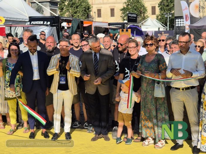 Bolle di Malto, birrifici artigianali, cucine di strada e concerti live e molto di più! FOTO e VIDEO Bolle di Malto, birrifici artigianali, cucine di strada e concerti live e molto di più! FOTO e VIDEO