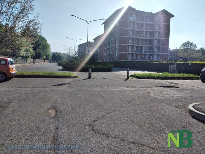 Strisce pedonali a Biella, una lettrice: "L’isola che non c ‘è” al Villaggio Lamarmora, foto archivio