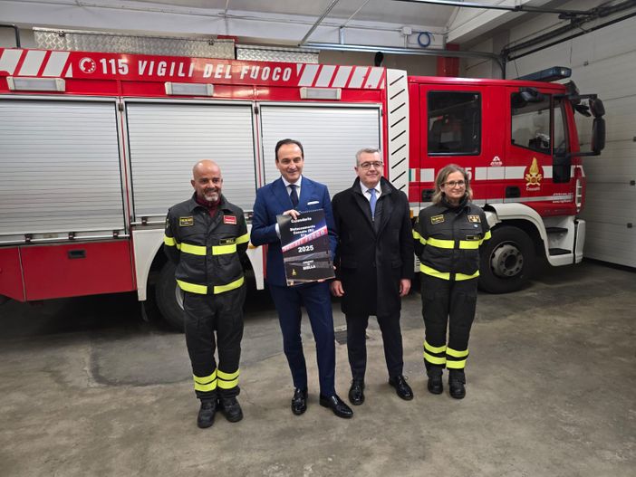 Cirio in visita al Distaccamento Volontario dei Vigili del Fuoco Cossato Cirio in visita al Distaccamento Volontario dei Vigili del Fuoco Cossato