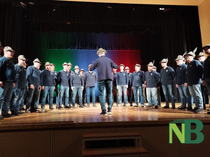 adunata coro adunata coro