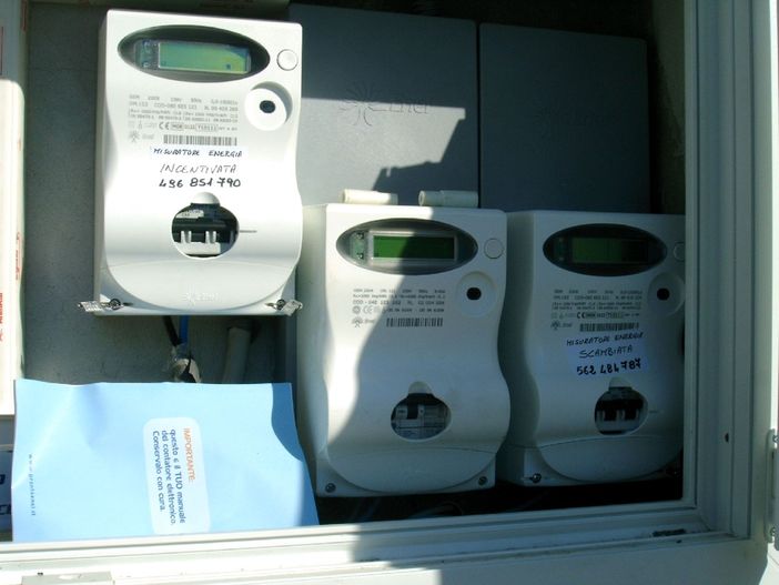 Bioglio: Affitta la casa ma intesta l'utenza elettrica all'inquilina precedente