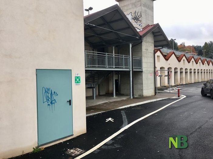 Il parcheggio ex Boglietti preso di mira dai vandali