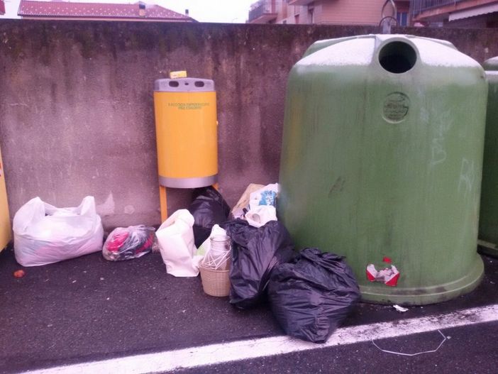 "La tariffa puntuale sui rifiuti è l'obiettivo strategico del piano regionale" "La tariffa puntuale sui rifiuti è l'obiettivo strategico del piano regionale"