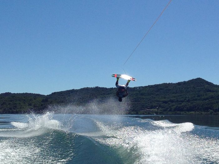 A Viverone si eleggeranno i campioni del wakeboard