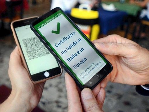 Da domani Green Pass per andare dal parrucchiere, dal barbiere e nei centri estetici