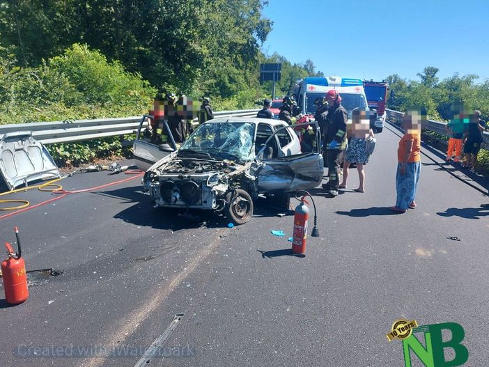 Violento scontro sulla Cossato - Valle Mosso, mamma e figlia in ospedale, foto Bozzonetti per newsbiella.it