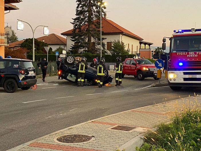 Valdengo: Incidente con ribaltamento in via Quintino Sella FOTO