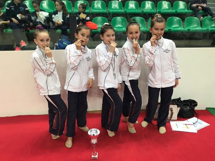 Ritmica Pietro Micca: primi posti per Vittoria Arcuno e le giovani Turetta e Tosetto Ritmica Pietro Micca: primi posti per Vittoria Arcuno e le giovani Turetta e Tosetto