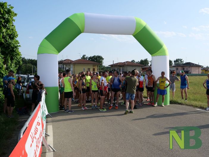 Verrone: Camminata Alpina Memorial Aldo Trinchero, primi Di Palma e Perone, foto Finatti per Newsbiella.it