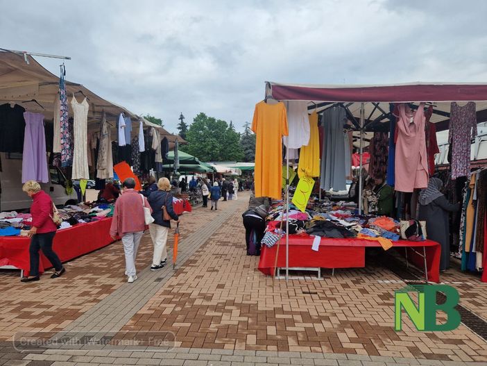 Mercato a Biella da piazza Falcone a piazza Martiri, 650 firme per dire “no”