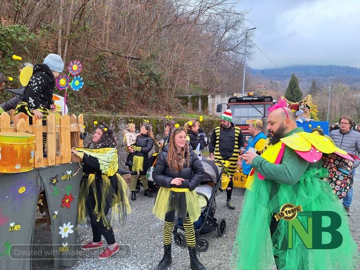 Netro, l'allegra sfilata di maschere e gruppi mascherati FOTO e VIDEO di Nicola Rasolo per newsbiella.it Netro, l'allegra sfilata di maschere e gruppi mascherati FOTO e VIDEO di Nicola Rasolo per newsbiella.it