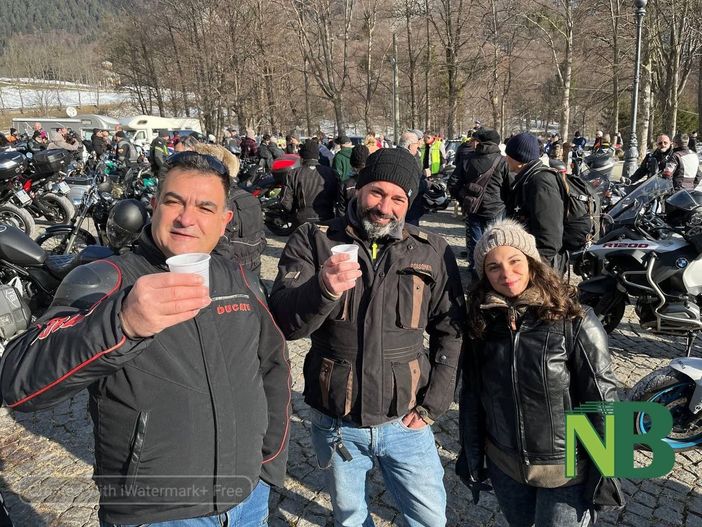 Nuova location per il motoraduno di Capodanno a Oropa: centinaia di moto davanti alla Basilica Nuova FOTO e VIDEO Mauro Benedetti per newsbiella.it Nuova location per il motoraduno di Capodanno a Oropa: centinaia di moto davanti alla Basilica Nuova FOTO e VIDEO Mauro Benedetti per newsbiella.it