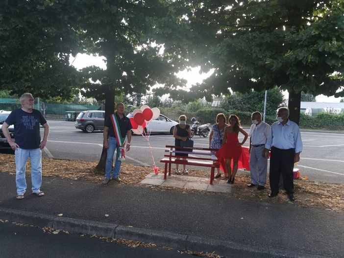 panchina rossa ponderano