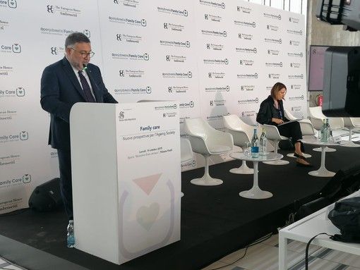 Badanti e servizi agli anziani, Rasizza (Openjobmetis): «Vogliamo diventare il punto di riferimento»