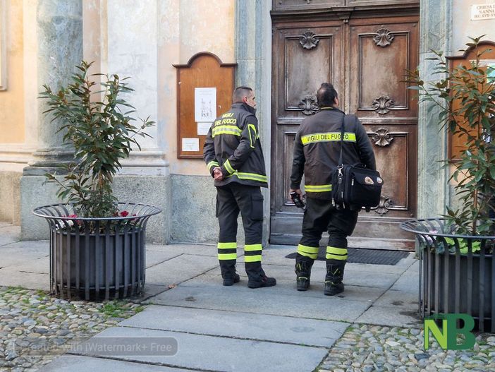 Fedeli intossicati durante una messa nella Chiesa di Sant'Anna al Piazzo Fedeli intossicati durante una messa nella Chiesa di Sant'Anna al Piazzo