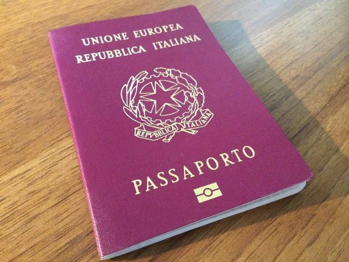 Passaporto, dal 1° dicembre cambia il sistema di pagamento