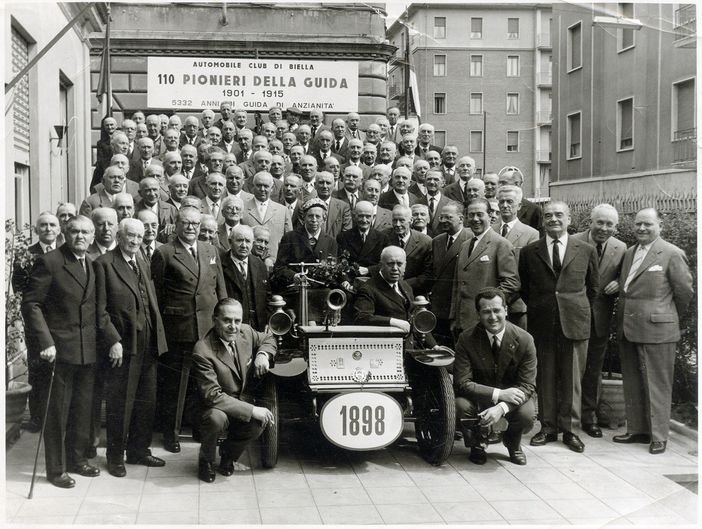 ACI Biella nelle foto d'archivio: il ricordo dei pionieri alla guida