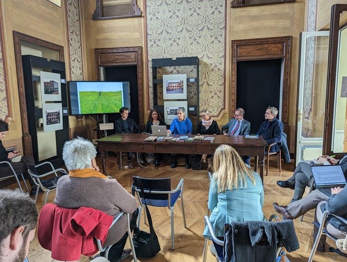 Venerdì alle 17 l'inaugurazione di "Stare a Guardare" Venerdì alle 17 l'inaugurazione di "Stare a Guardare"