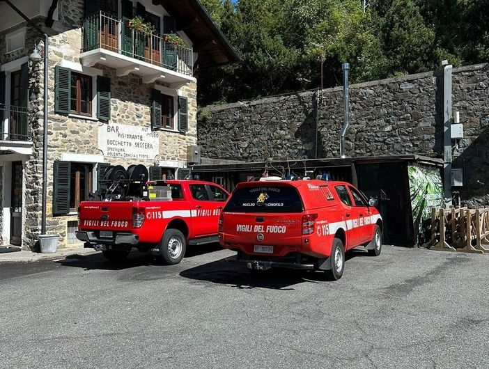 Perde l'orientamento nei boschi del Bocchetto Sessera, soccorso dai Vigili del Fuoco (foto di repertorio)