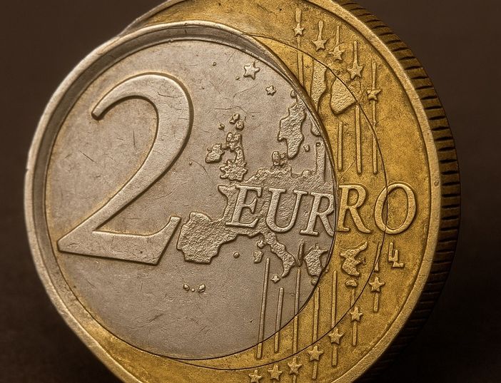 Come riconoscere una moneta da 2 euro con errore di conio?