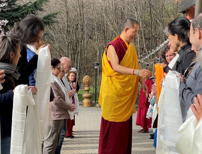 Al monastero Samten Ling di Graglia il Lama Drupbon Tsering Rinpoche Al monastero Samten Ling di Graglia il Lama Drupbon Tsering Rinpoche