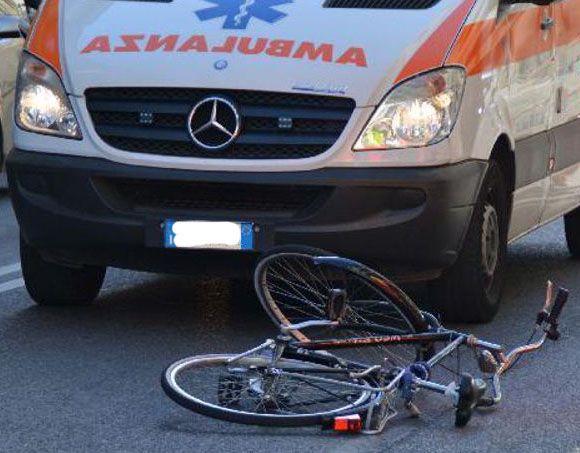 Incidente tra auto e bicicletta a Chiavazza, foto archivio