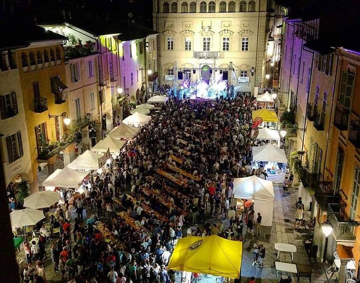 Biella: "Bolle di Malto 2016" fa traboccare il Piazzo FOTOGALLERY Biella: "Bolle di Malto 2016" fa traboccare il Piazzo FOTOGALLERY