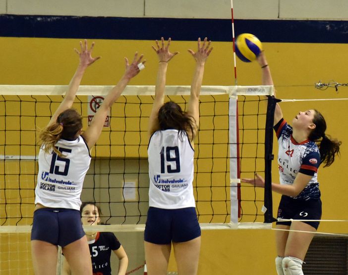 Al Bonprix TeamVolley servono due ore per imporsi sul Parella Al Bonprix TeamVolley servono due ore per imporsi sul Parella