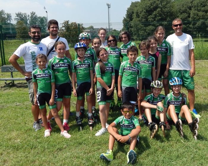 40 pattinatori biellesi al 5° trofeo Giaccaglia 40 pattinatori biellesi al 5° trofeo Giaccaglia