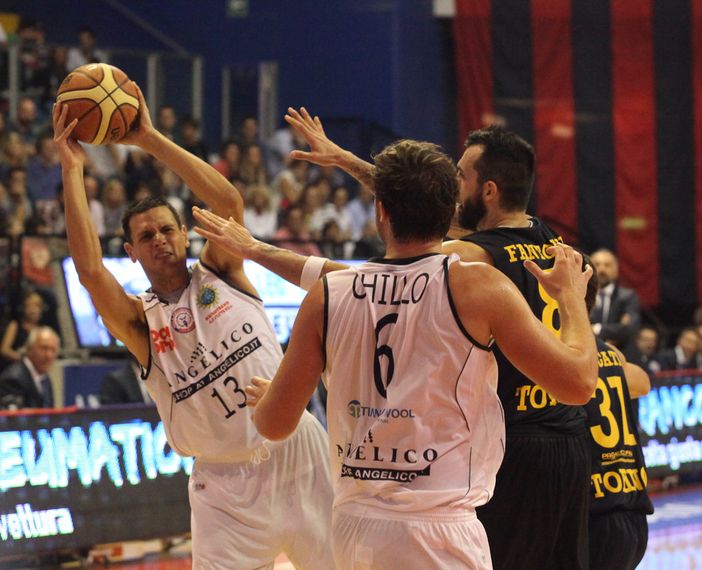 Basket - "La differenza nel derby l'ha fatta l'energia totale di Biella"