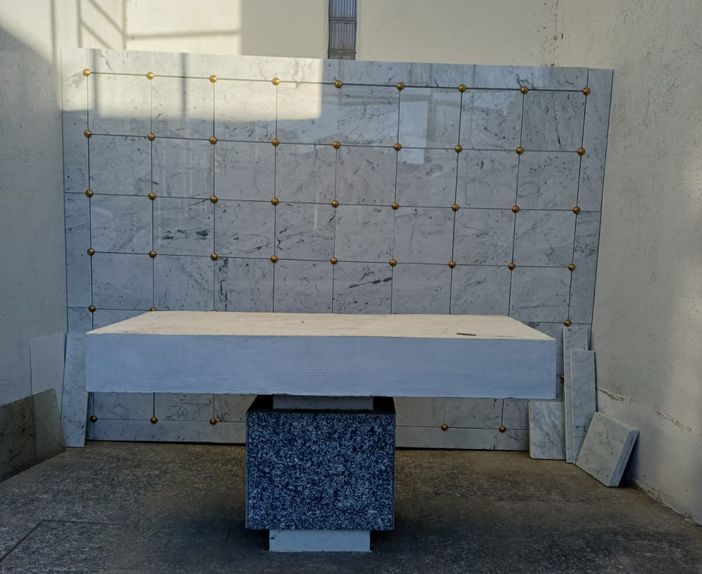 Nuovi ossari nel cimitero a Salussola