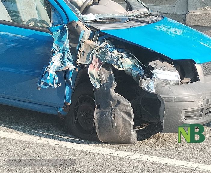 Perde controllo dell'auto, incidente a Trivero, FOTO Enrico di Scerni Perde controllo dell'auto, incidente a Trivero, FOTO Enrico di Scerni